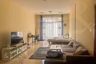 1 BR Apt I Large Terrace I Notice Served