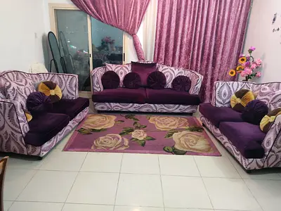BIG ROYAL SOFA SET AVAILABLE FOR SALE