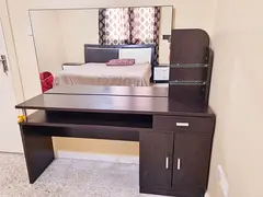 Executive fully furnished Room available for single person or couples.