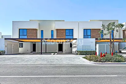 Stunning TH | Double Row | Ready To Move