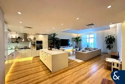 Upgraded | Rare unit | Spacious Layout