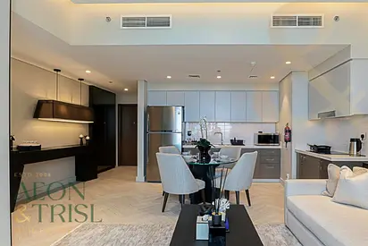 Luxurious 2BR | Fully Furnished | City Views