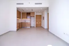 Brand New 1 Bedroom | Community View