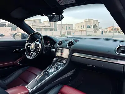 صورة مصغرة 7 لـ 2018 Porsche 718
