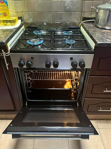 Bosch 4 Gas Burners Freestanding Cooker HGA120B51M Gas Oven FREE DELIVERY+WARRANTY