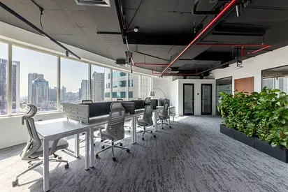 Full Floor l Size: 8,798 sqft l Canal View