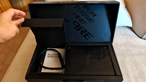 Not really used ASUS XG MOBILE RTX4090 Graphics Card in Original Packaging