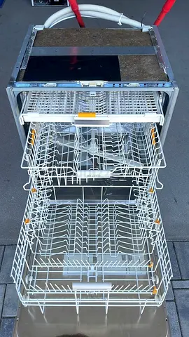 Miele built in dishwasher led lights auto door open 3 rack made in Germany