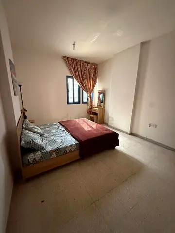 Spacious Private Room in 2BHK Flat Clean  Quiet