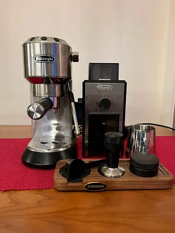 Delonghi Espresso Machine with Accessories
