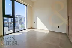 Vacant | 3 Bedroom | Spacious | Private Garden