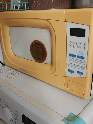 Vintage Yellow Microwave Oven
