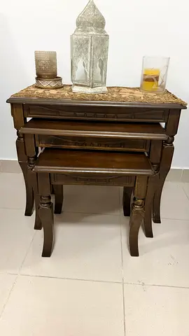 WOODEN NESTING TABLE SET