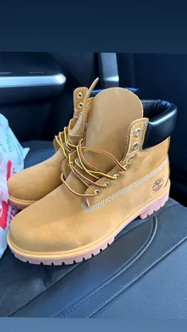 Timberlands boots size 45