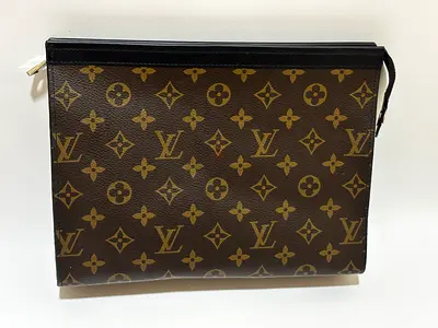 Louis Vuitton men pouch with cards compartments