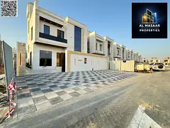 Take advantage of this opportunity! A villa including registration and ownership fees, 5 master bedr