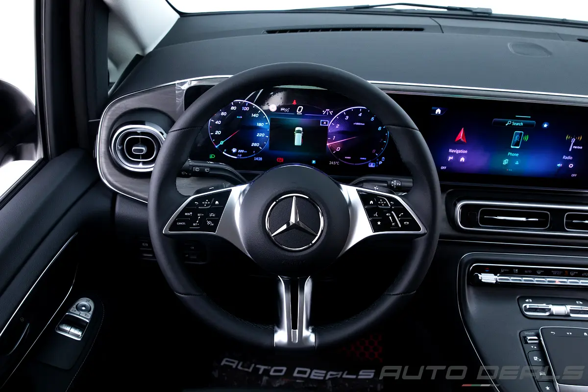 Mercedes-Benz V-Class 2025