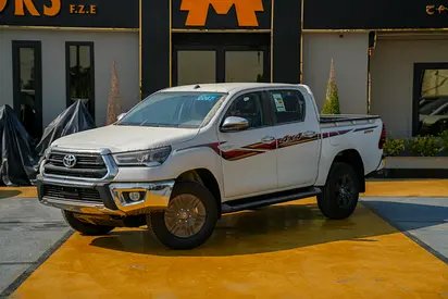 2026 Toyota Hilux Double Cab MANUAL M/T GLX - GCC Specs - Brand New!
