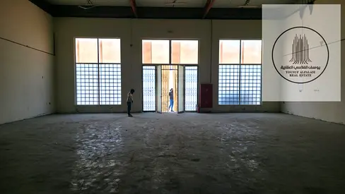 Warehouse for rent, 3700 sq ft | Electricity 25 kW.