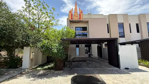 Corner 4BR Villa | Near Central Park | Double Lawn | Nasma | 130K