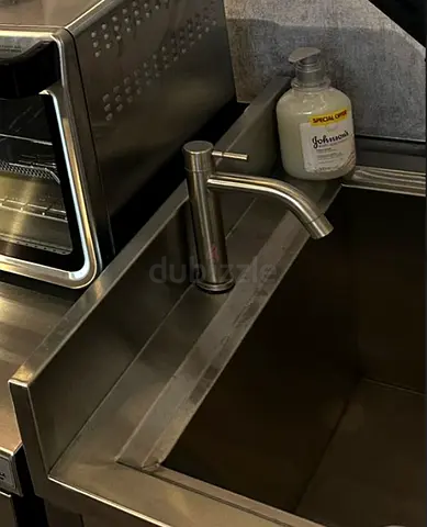 Knee Operated Hand Wash Sink