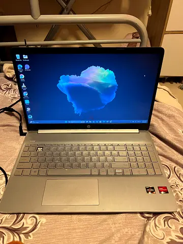 Hp laptop with free original cover