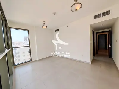 LUXURIOUS 2 BHK - FAMILY BUILDING - PRIME LOCATION