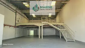 Warehouse for rent in Umm Al Quwain, in the modern industrial area