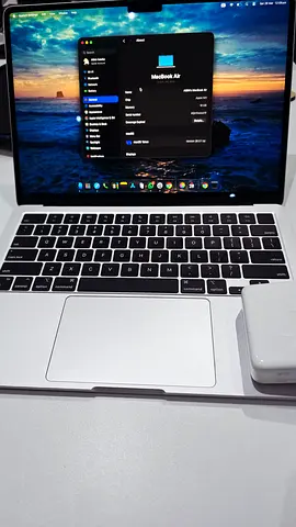 MACBOOK AIR M3