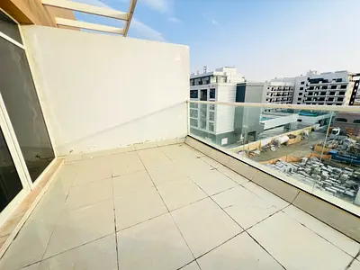 SPACIOUS STUDIO APARTMENT AVAILABLE PRIME PROPERTY WITH REASONABLE RENT PARKING FREEON PRIME LOCATION CONTACT US NOW