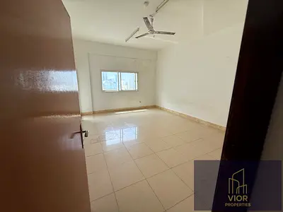 VERY BIG 1 BHK ! NO CASH DEPOSIT!