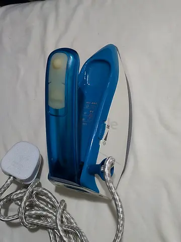 Black and Decker Travel iron