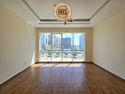 Spacious And Luxurious 2Bed + Laundry | Chiller Free