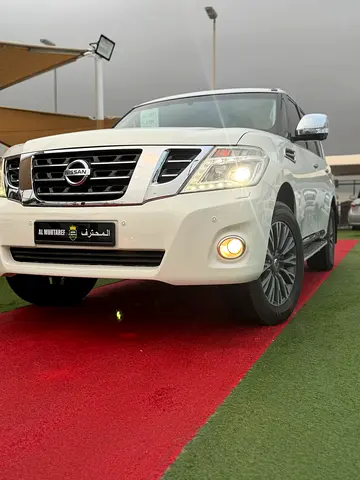 -Nissan Patrol SE Platinum City 2017 - GCC Specs-single owner-V6-4.0L-very good condition