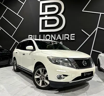 Nissan Pathfinder SV 2015 - GCC Specs - Well Maintained