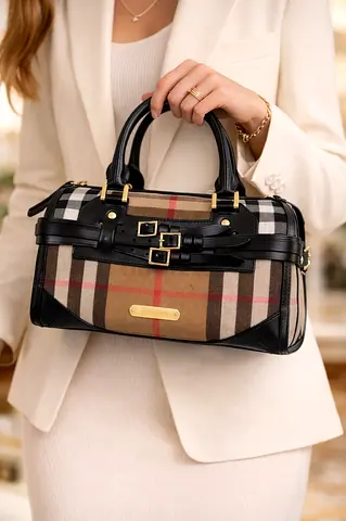 Burberry Beige Fabric and Black Leather Bridle House Check Canvas Chester Bowling Bag – Pre-Owned