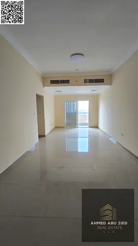 اجمل وارقي شقة غرفتين وصالة أول ساكن للإيجار في الجرف 3 عجمان قرب السوق الصيني ومدرسة وودلم بارك، 3 حمامات مع استور وبلكونة وخزائن حائط موقع مميز