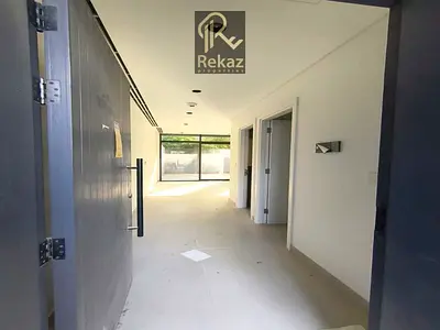 Luxury 4-Bedroom Villa for Rent