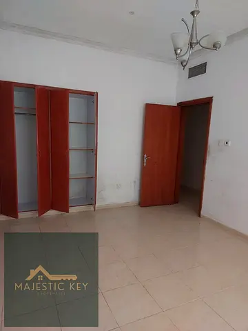 BIGGEST APARTMENT!!2BHK APARTMENT WITH BALCONY AND CENTRALISED AC AND CENTRALISED GAS JUST IN 38k