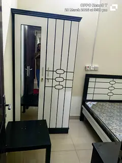 Couple Partition Room available