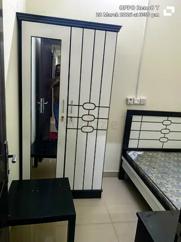 Couple Partition Room available