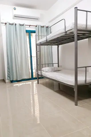 Affordable Bed Space for Indian Males