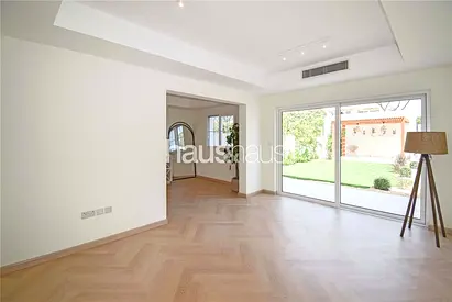 Fully Upgraded | 3 En-Suite Bedrooms | Available