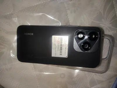 Honor Mobile Phone - Stylish and Functional