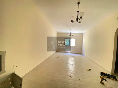 DEAL FOR THE DAY // SPACIOUS 2-BHK // WARDROBES+PARKING