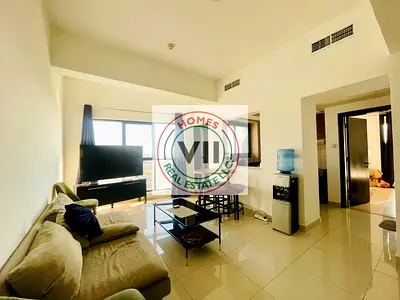 إطلالات على المارينا والقناة | شقة بغرفتي نوم | خيارات مفروشة | شرفة