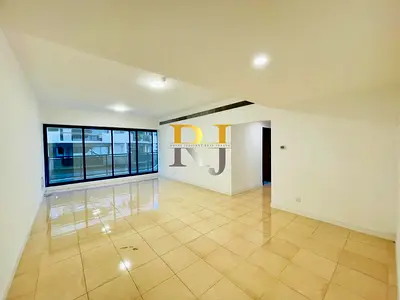 Spacious 2BHK with Balcony-Prime location-Ready …