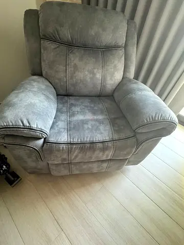 Selling Top quality Home Center recreener sofa 3+1