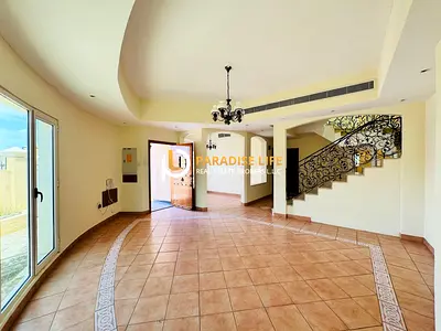 CORNER VILLA-3BEDROOM PLUS MAIDS-FULL PRIVATE-CLOSED KITCHEN-COVERD PARKING-READY TO MOVE IN