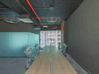 Canal View | HIGH FLOOR | Close to Metro |